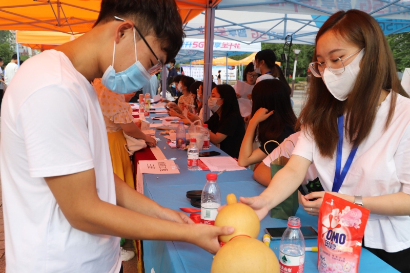 1632132099874096272.jpg 1632132099874096272.jpg