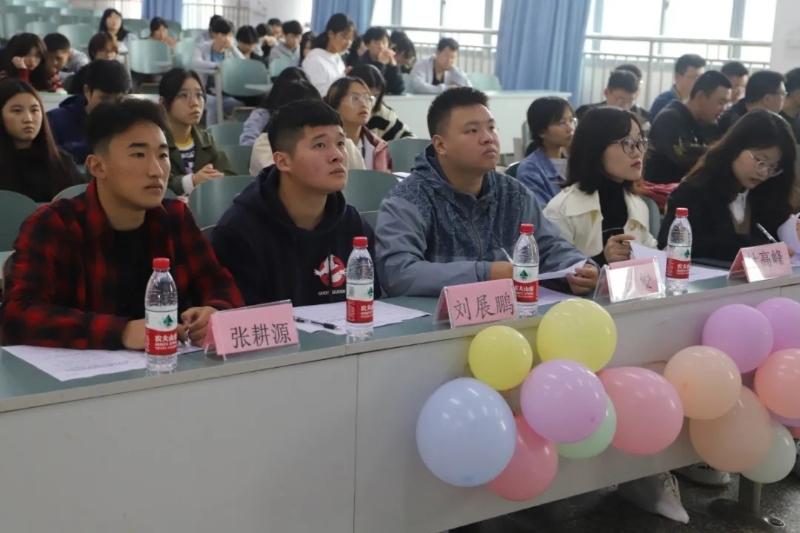 1635930207287044617.jpg 1635930207287044617.jpg