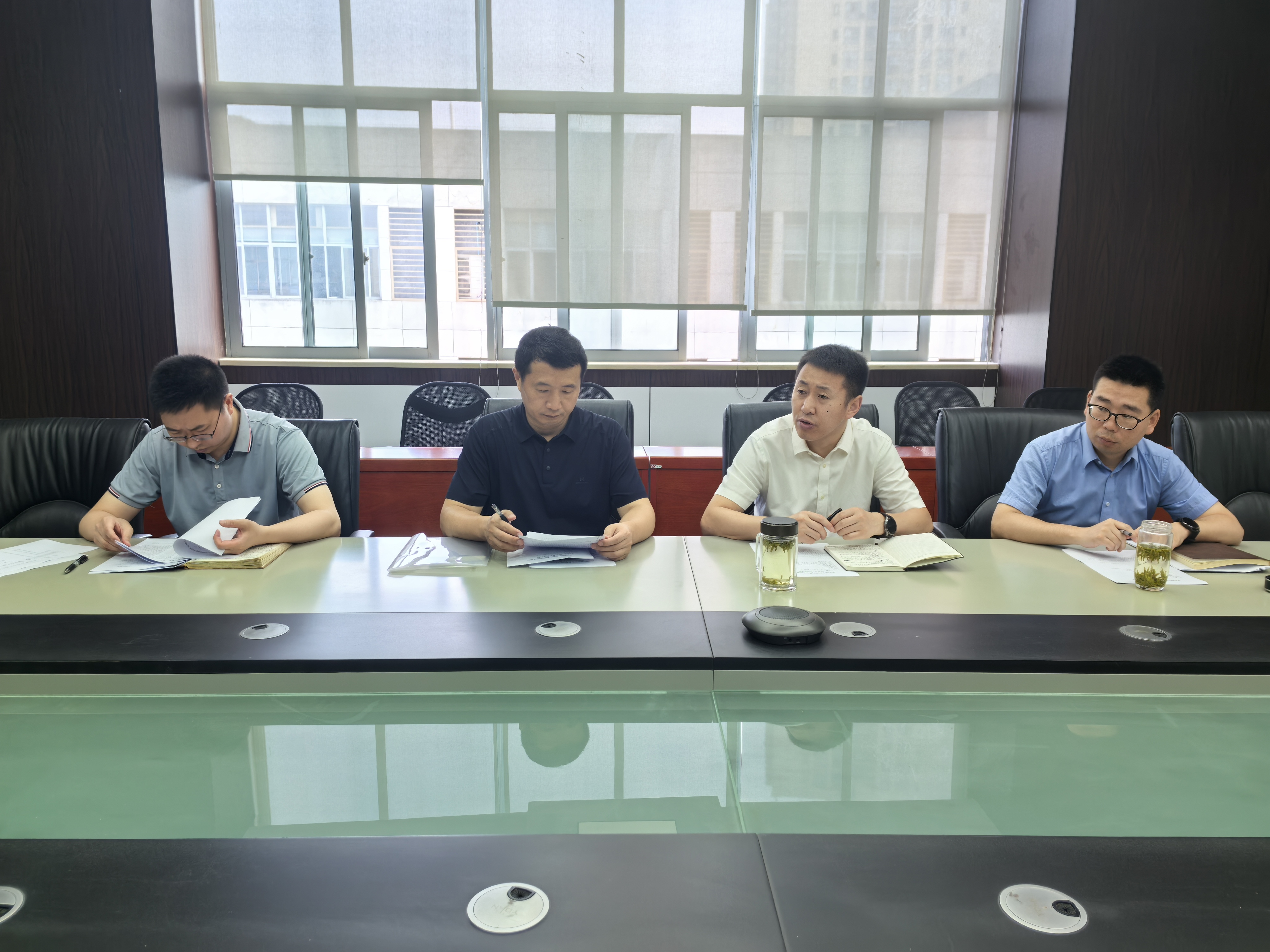 EeJB_1750685535744096364.jpg EeJB_1750685535744096364.jpg